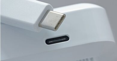 New Age Noticias - USB-C obligatorio para celulares inteligentes